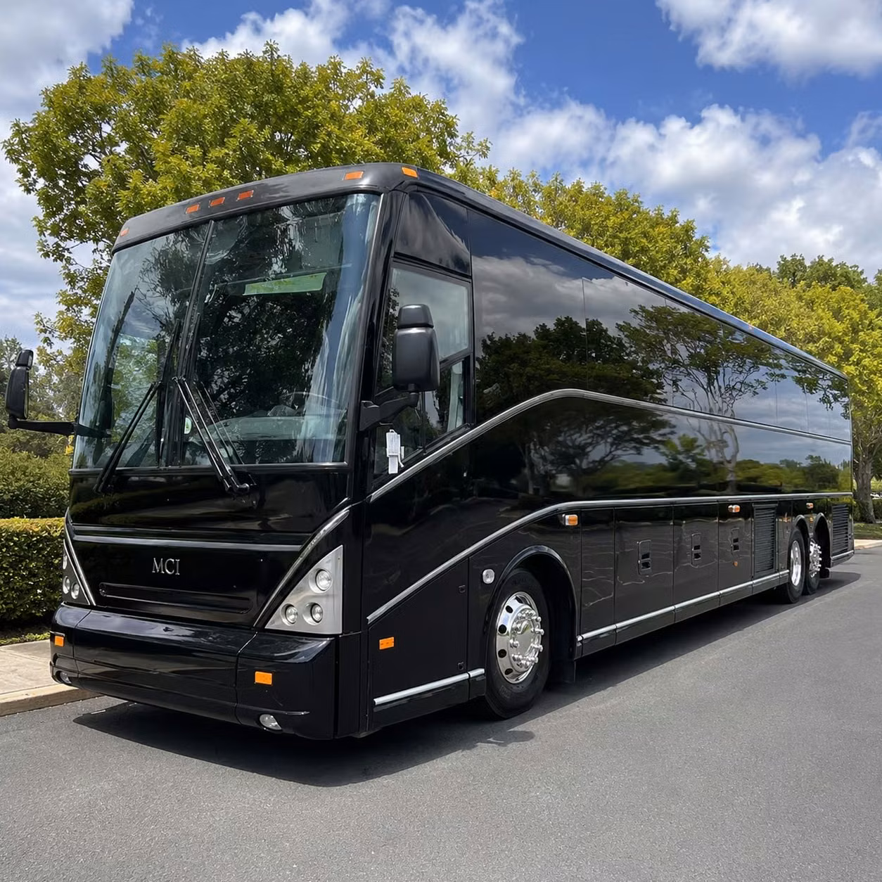 anchoragecharterbus com is ready to help with summer music festival transportation in anchorage