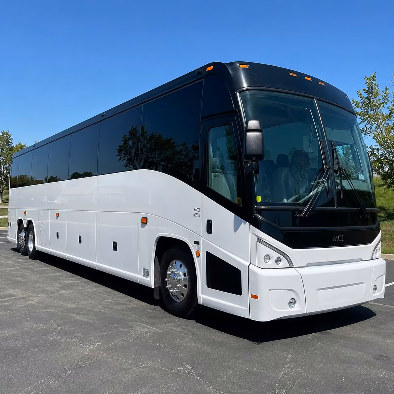 choose the right bus for corporate groups flying into anchorage for business